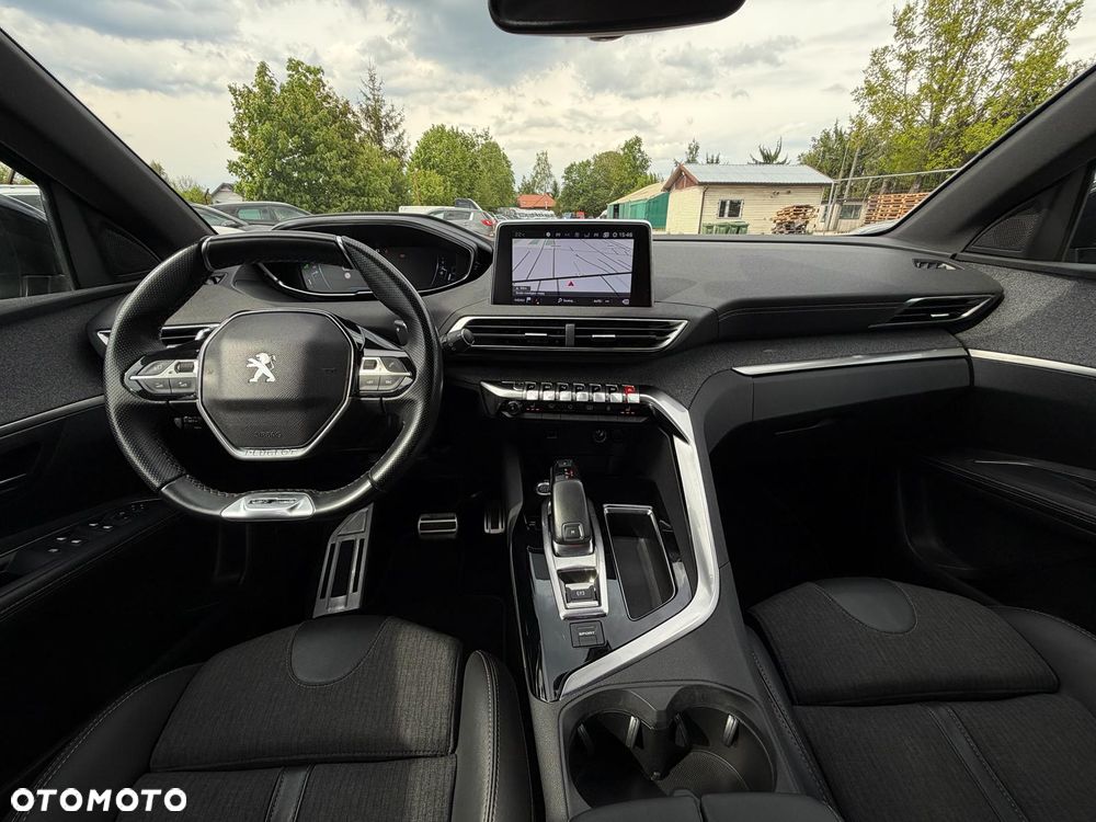 Peugeot 3008 1.6 PureTech GPF GT Line S&S EAT8 - 29