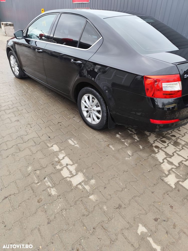 Skoda Octavia 1.8 TSI 4x4 DSG Ambition - 4