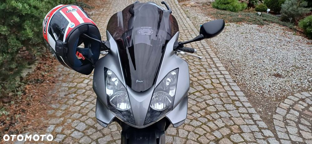 Honda VFR - 4