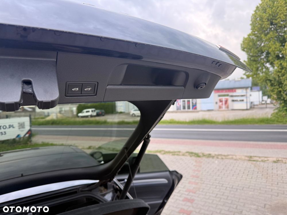 Volkswagen Arteon 2.0 TSI 4Motion R-Line DSG - 13
