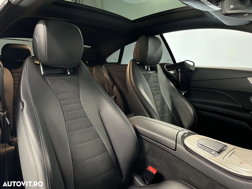 Mercedes-Benz E 300 9G-TRONIC AMG Line - 32