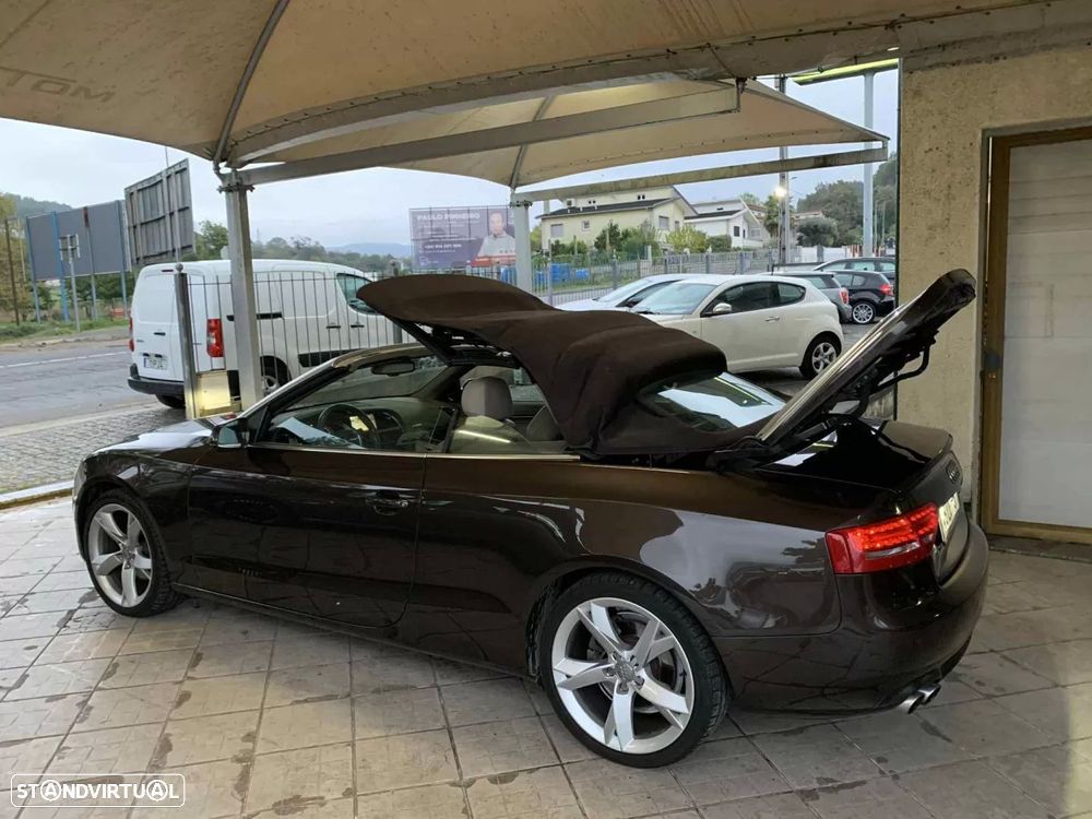 Audi A5 Cabrio 2.0 TDi - 8