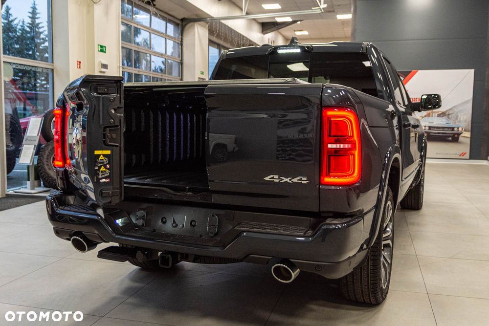 RAM 1500 Tungsten - 9