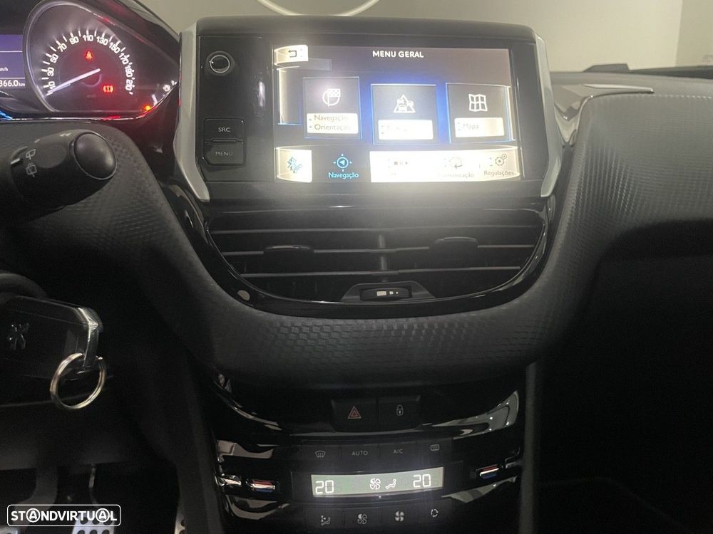 Peugeot 208 1.6 e-HDi Allure - 28