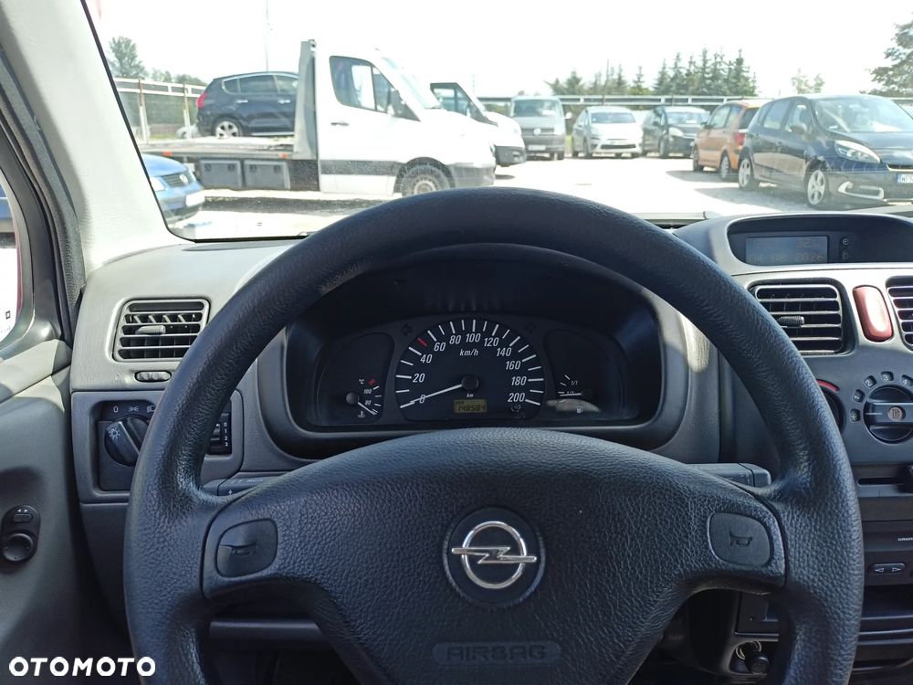 Opel Agila - 9
