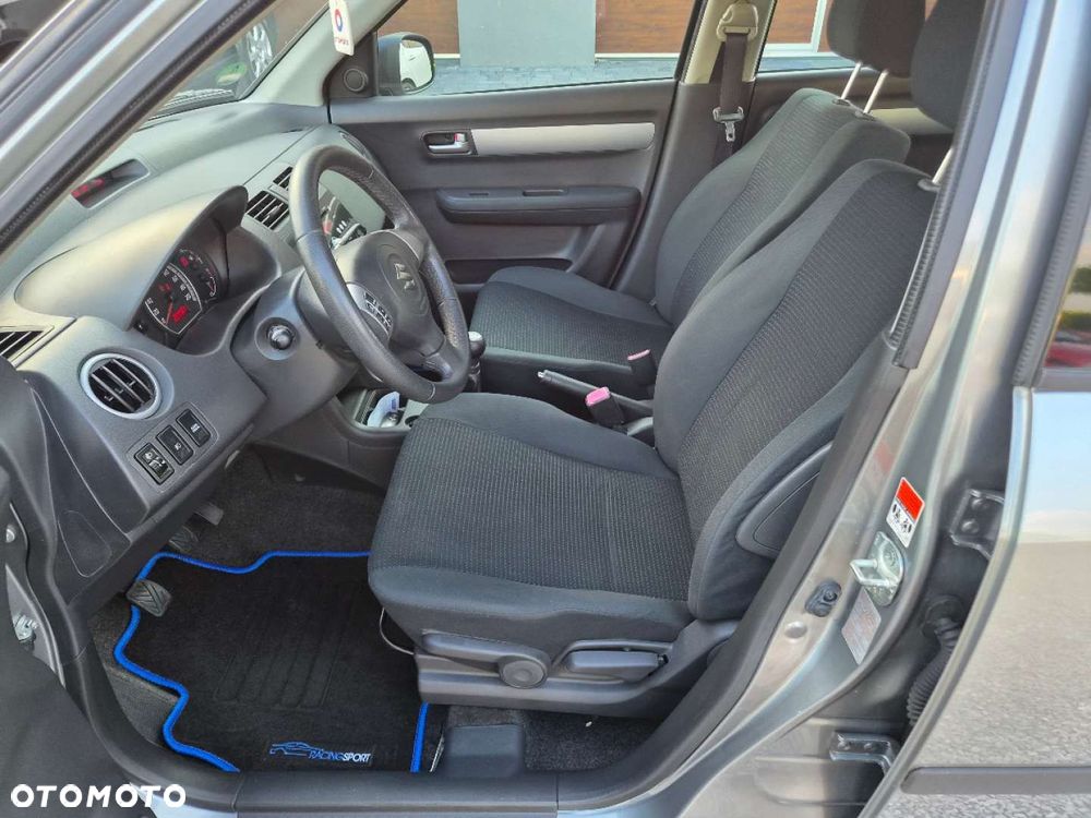 Suzuki Swift - 13