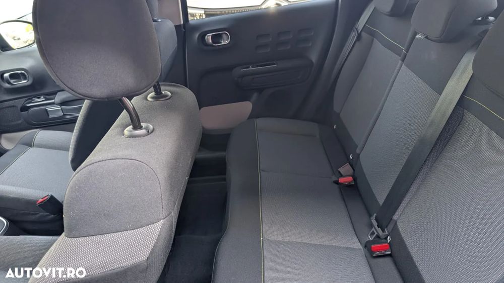 Citroën C3 1.2 PureTech S&S EAT6 Shine - 12