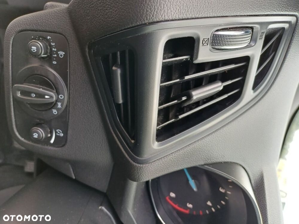 Ford Kuga 2.0 TDCi FWD Titanium - 18