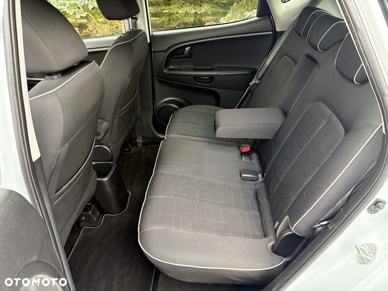 Kia Venga 1.4 CVVT ISG Dream Team Edition - 7