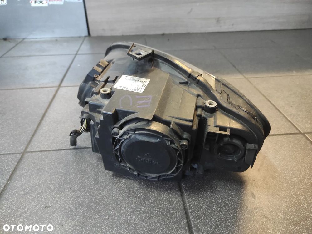 LAMPA PRAWA PRZEDNIA AUDI A4 B7 XENON EUROPA 8E0941004BM WYSYŁKA !!! - 3