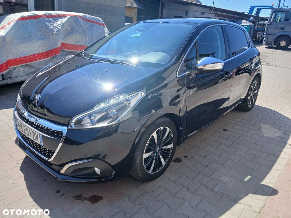 Peugeot 208 BlueHDi 100 Allure Pack - 13