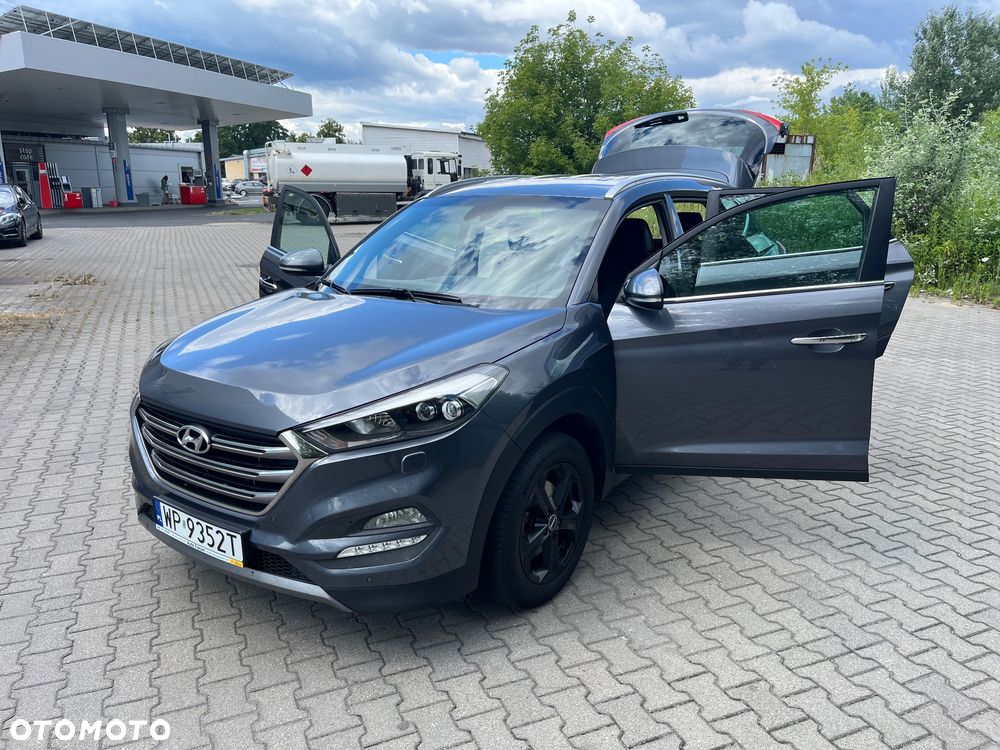 Hyundai Tucson 2.0 CRDI Comfort 4WD - 17