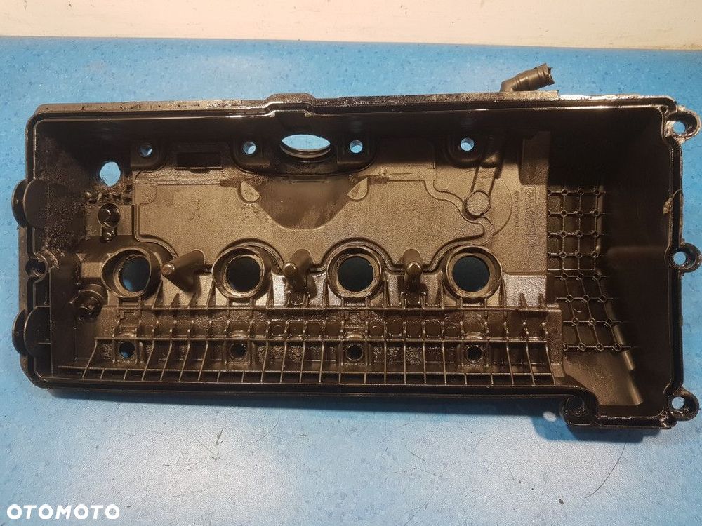 BMW E65 3.6 V8 POKRYWA ZAWORÓW LEWA - 6