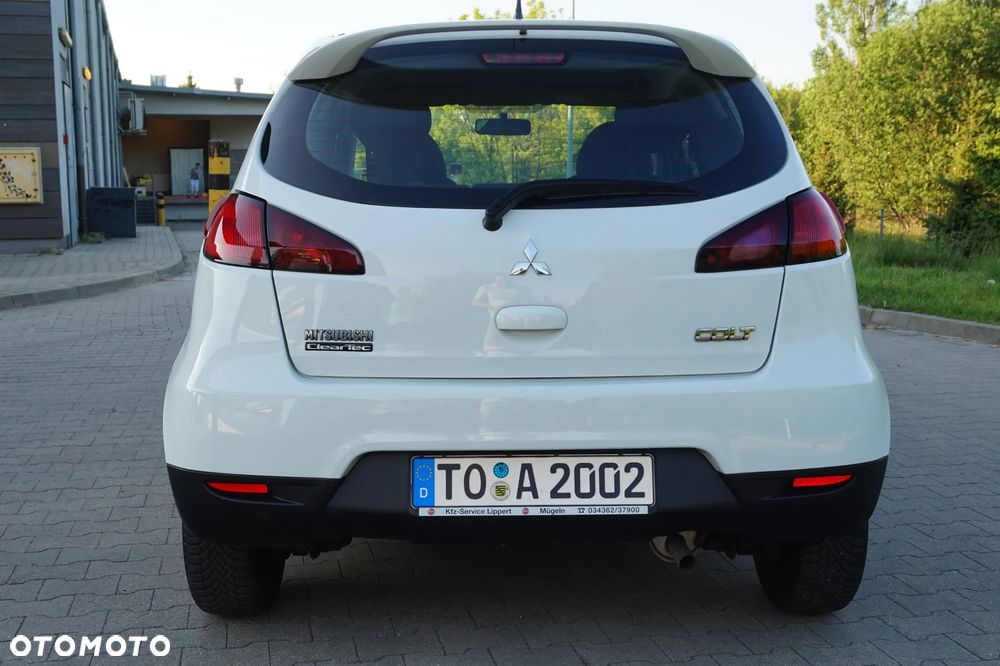 Mitsubishi Colt - 3