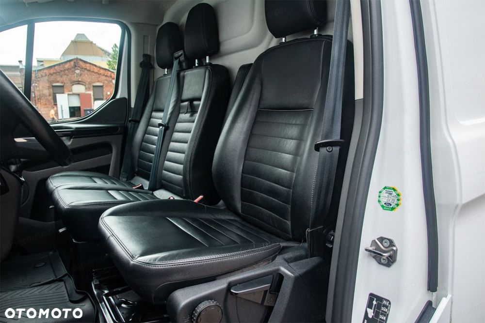 Ford Transit Custom L2H1 Trail 2.0 130KM - 23