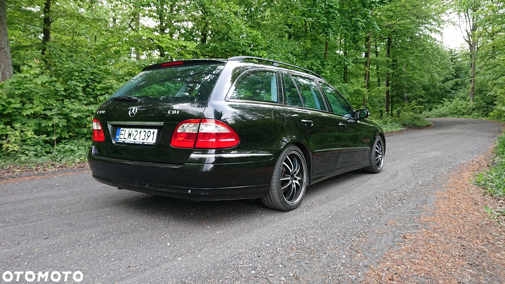 Mercedes-Benz Klasa E 320 CDI T Avantgarde - 3