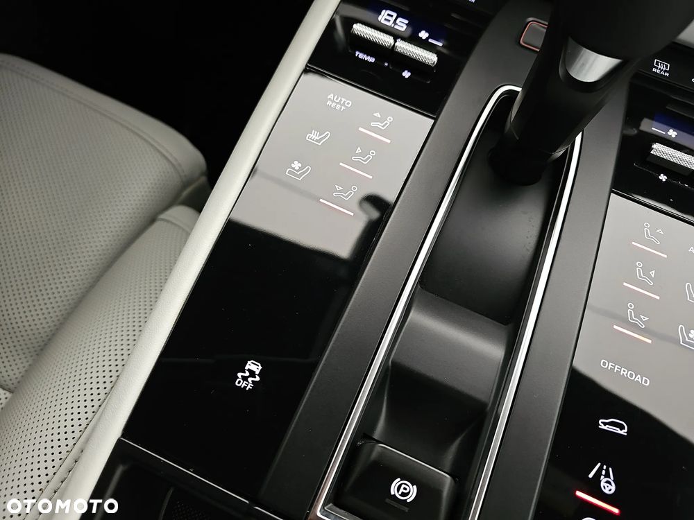 Porsche Macan Standard - 21