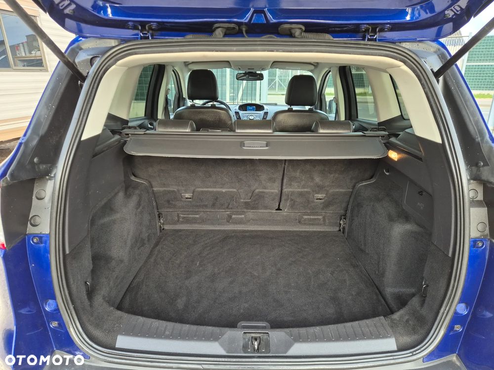 Ford Kuga 2.0 TDCi 2x4 Titanium - 13