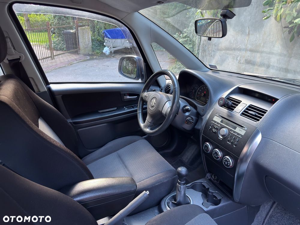 Suzuki SX4 - 15