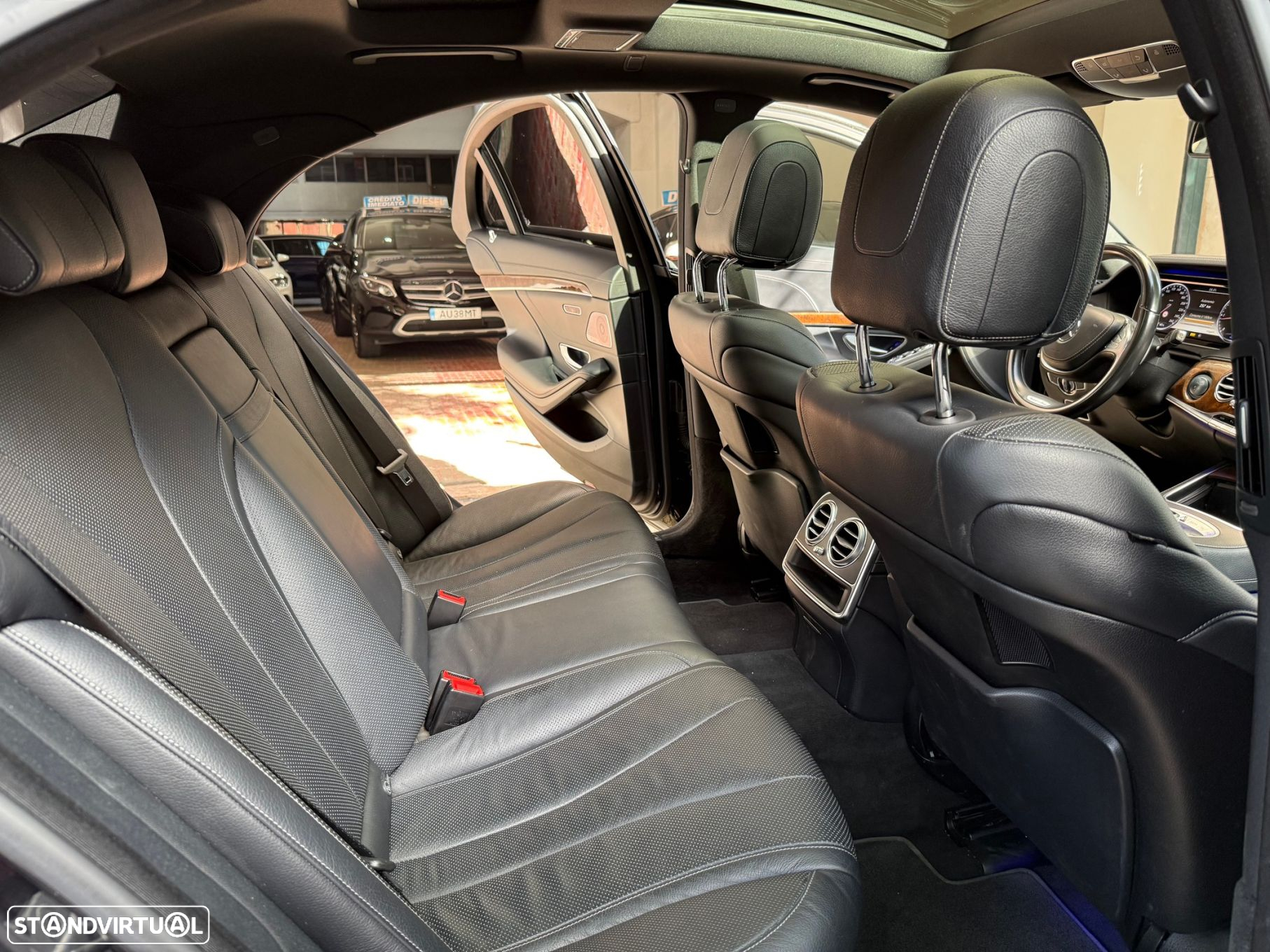 Mercedes-Benz S 350 BlueTEC DPF 4Matic 7G-TRONIC - 22