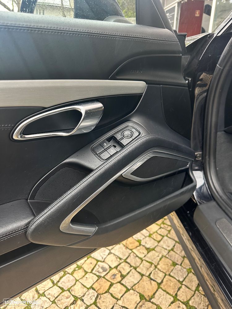 Porsche 911 (991) Carrera 4 PDK - 19