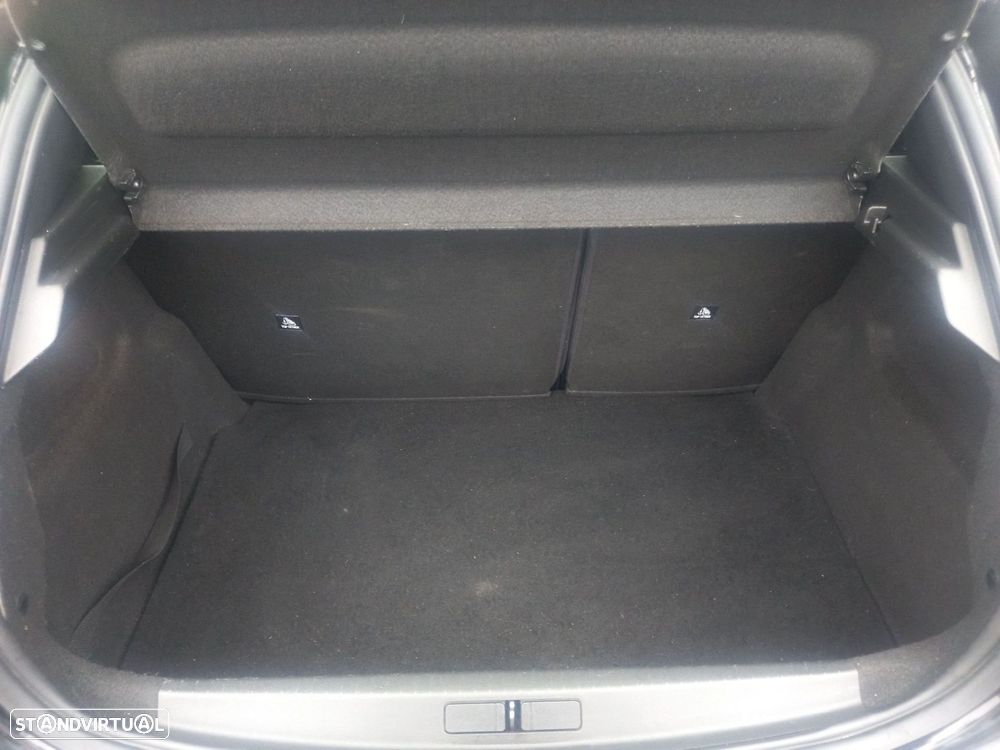 Peugeot 208 1.2 PureTech Active - 14