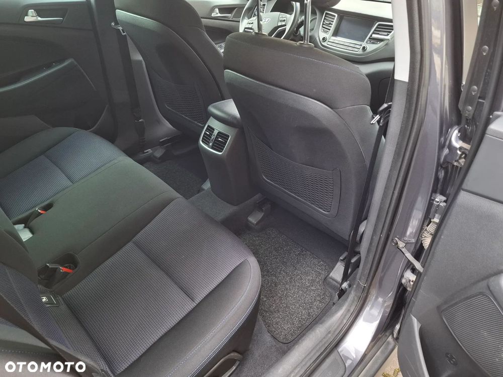 Hyundai Tucson 2.0 CRDI 4WD Automatik Style - 15