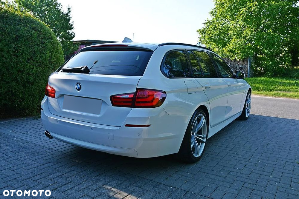 BMW Seria 5 520d Touring BluePerformance Sport-Aut - 11