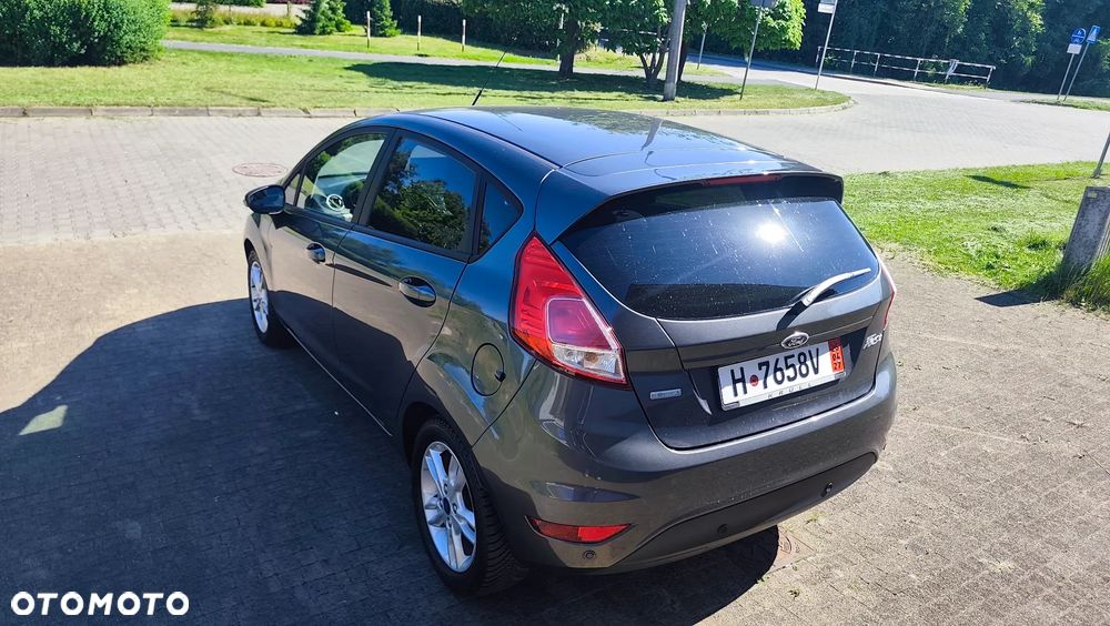 Ford Fiesta 1.0 EcoBoost S&S TITANIUM - 23