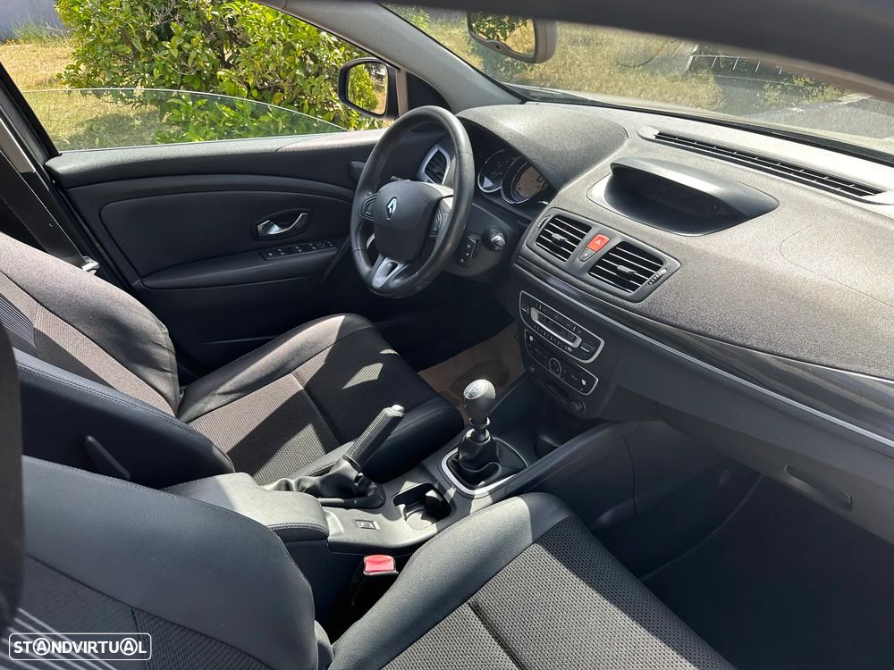 Renault Mégane Sport Tourer 1.5 dCi Dynamique - 30