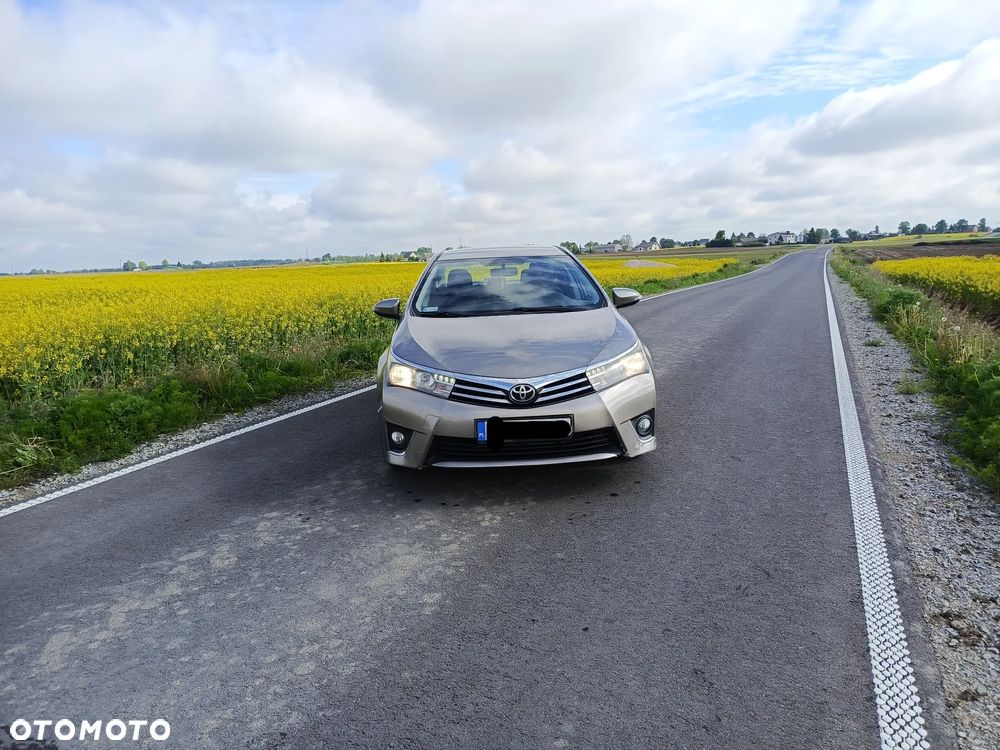 Toyota Corolla 1.6 Premium - 1