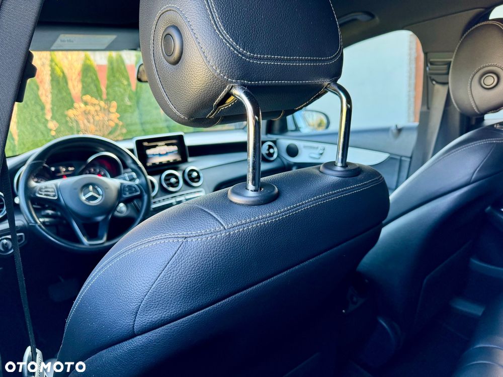 Mercedes-Benz GLC 300 4Matic 9G-TRONIC - 20