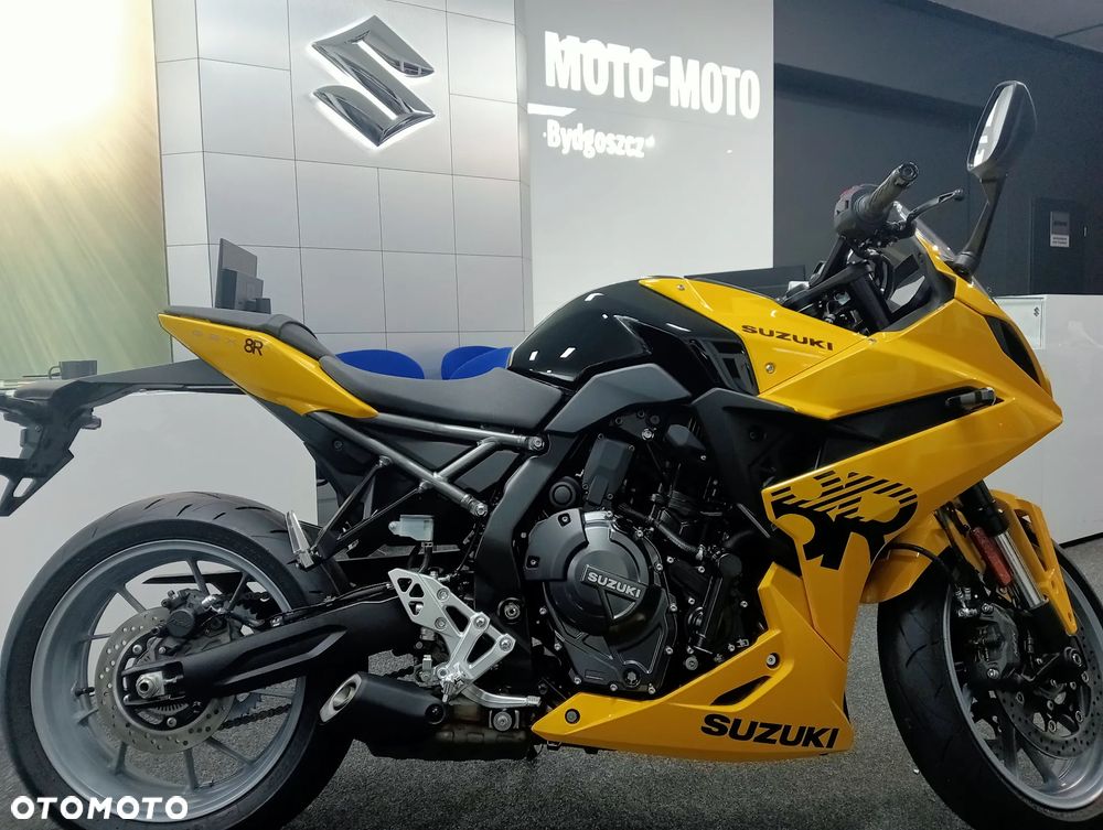 Suzuki GSX - 7