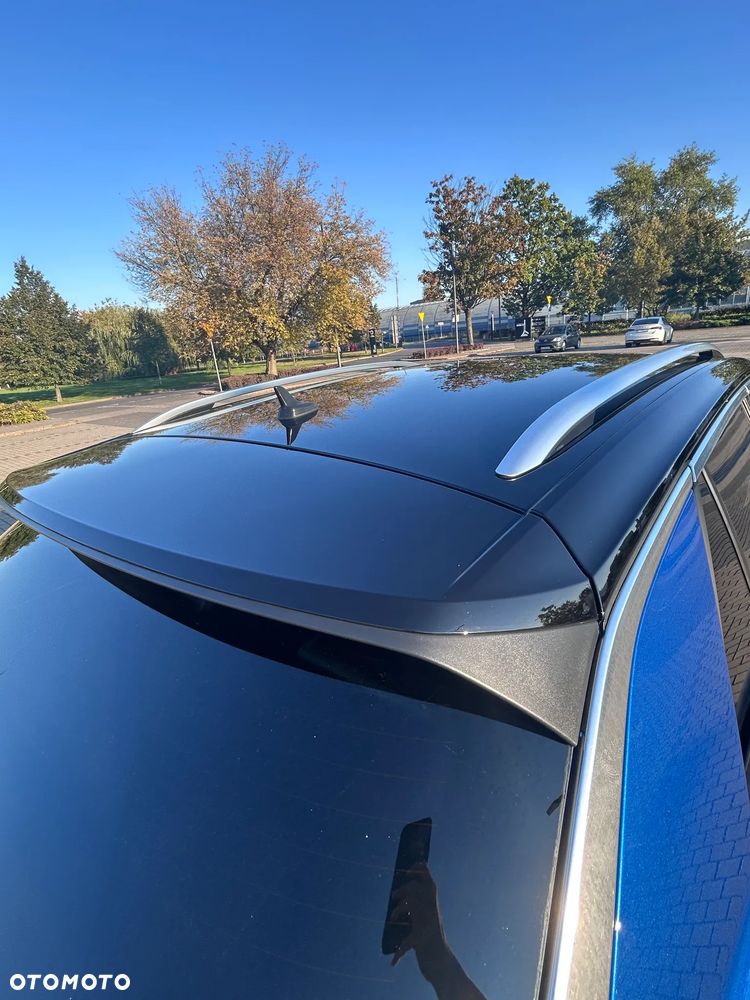 Volkswagen T-Roc - 17