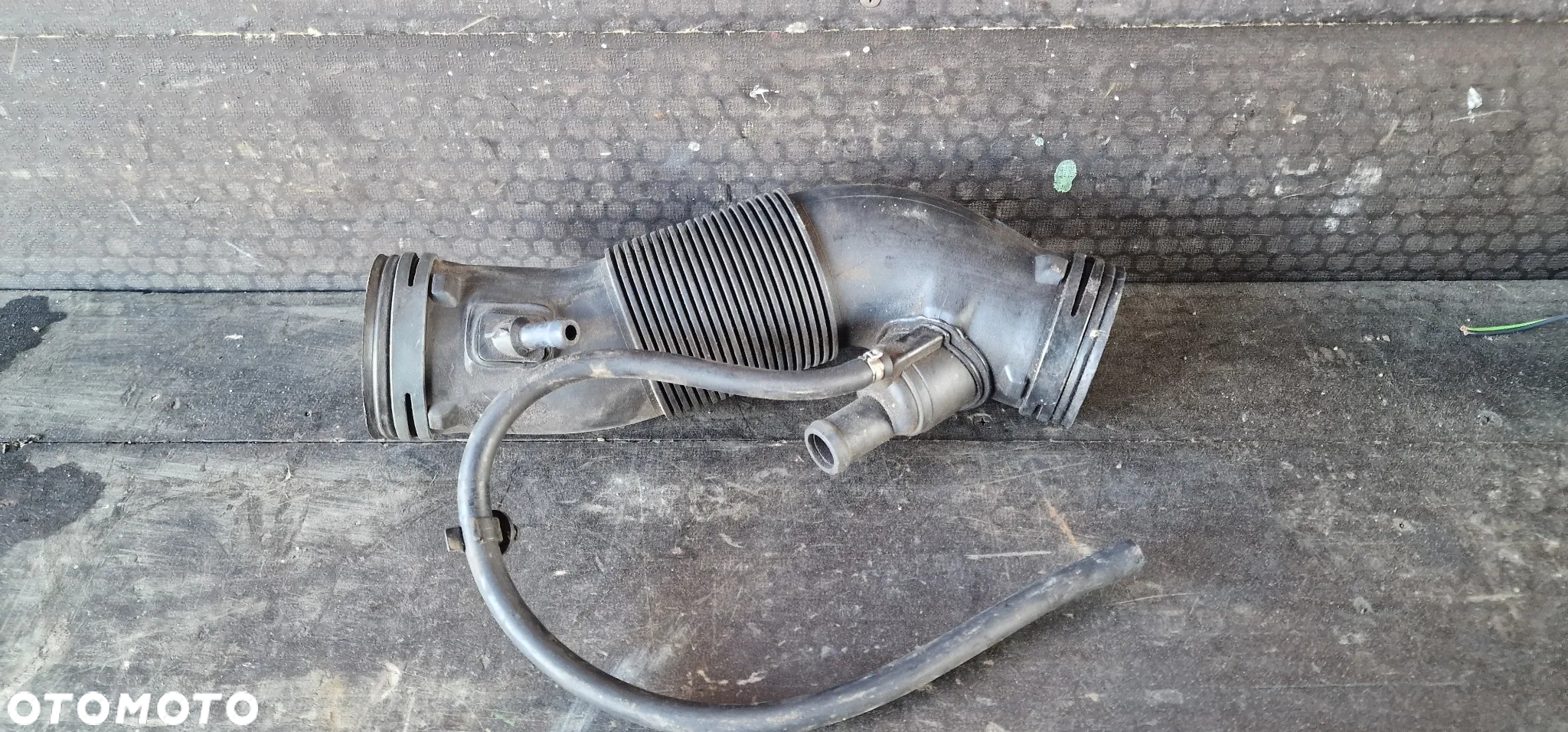 RURA DOLOT POWIETRZA 1J0129684GK  VW GOLF IV BORA OCTAVIA I 2.0 8V - 3