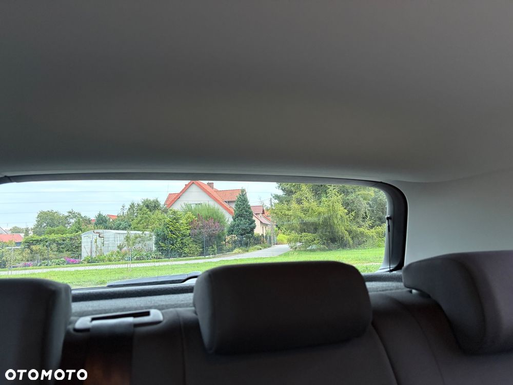 Volkswagen Golf 1.6 TDI (BlueMotion Technology) Trendline - 22