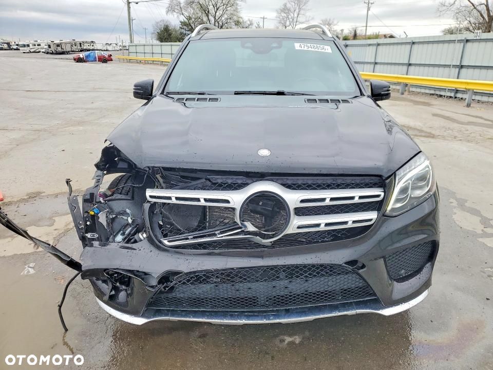 Mercedes-Benz GLS - 8