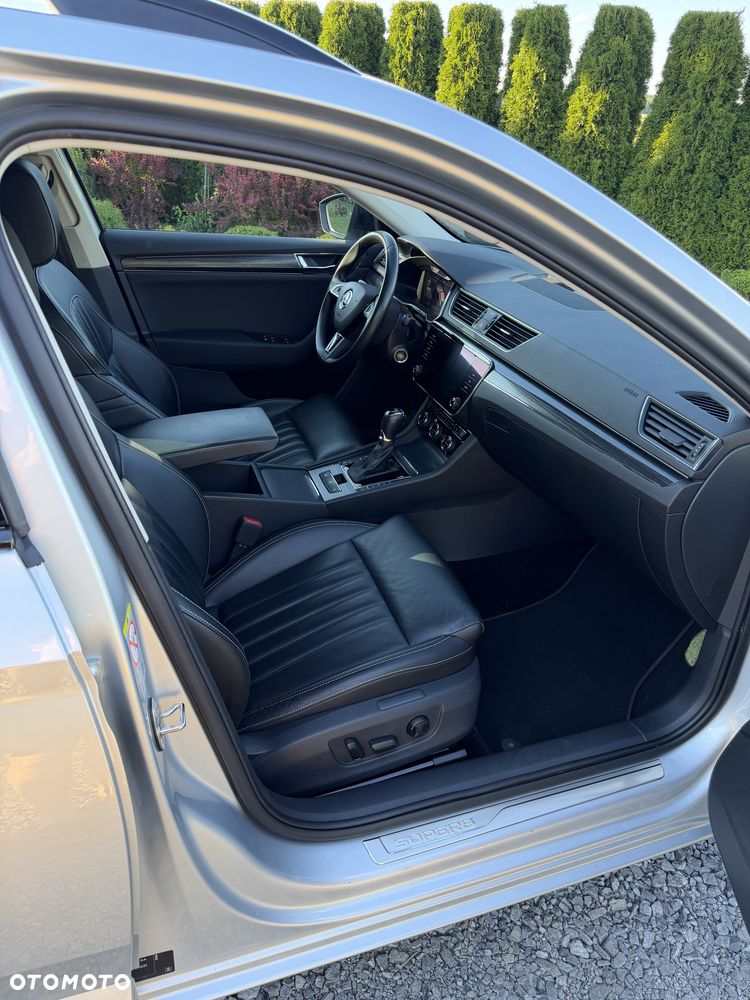 Skoda Superb 2.0 TDI Style DSG - 14