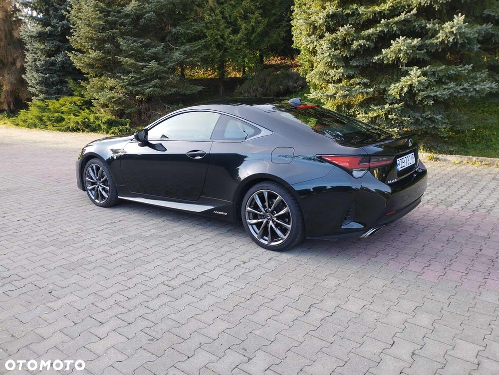 Lexus RC 300h F Sport - 18