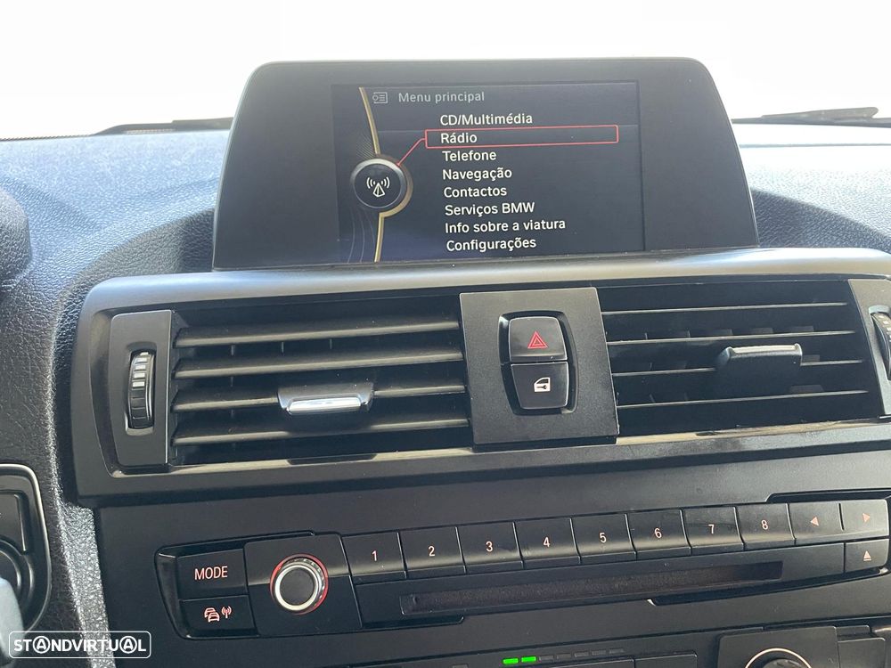 BMW 116 d Sport Line - 11