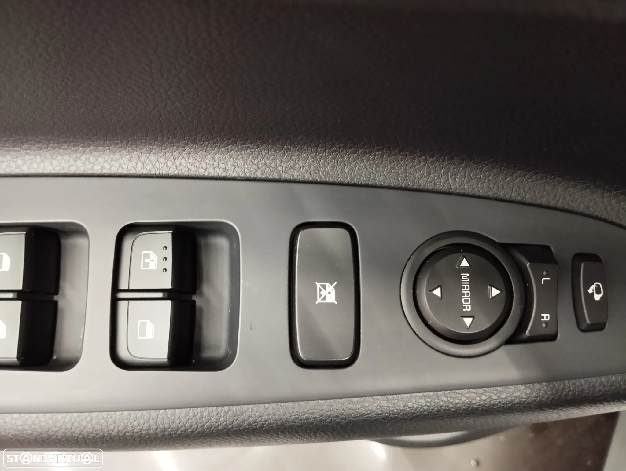 Kia Stonic 1.0 T-GDI Drive - 17