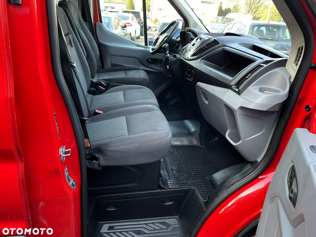 Ford Transit - 27