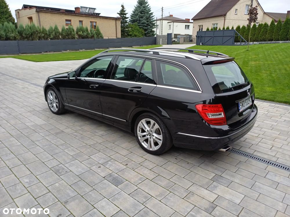 Mercedes-Benz Klasa C 220 T CDI 7G-TRONIC Avantgarde Edition - 3