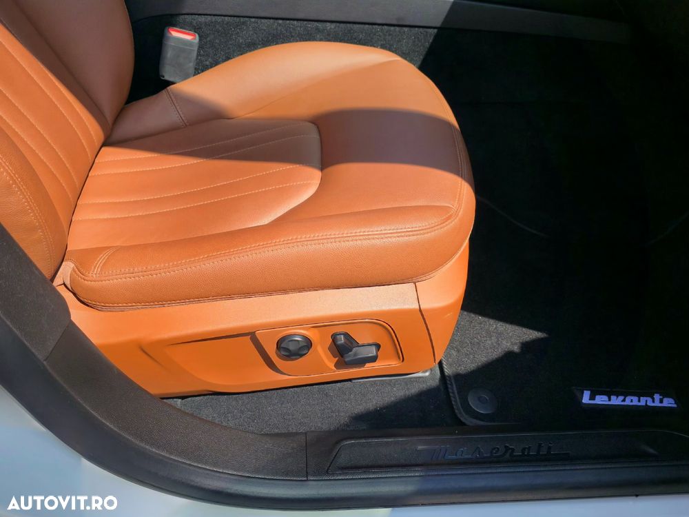 Maserati Levante Q4 GranLusso - 22