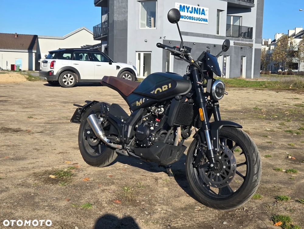 Motobi Inny - 4