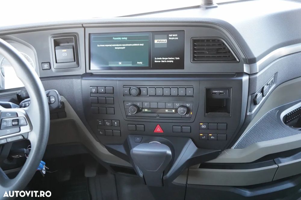 MAN TGX 26.520 / 6x2 / 9.3 M CORTINĂ / ACOPERIȘ RIDICABIL / AXĂ RIDICABILĂ / DIRECȚIE / NOU - 30