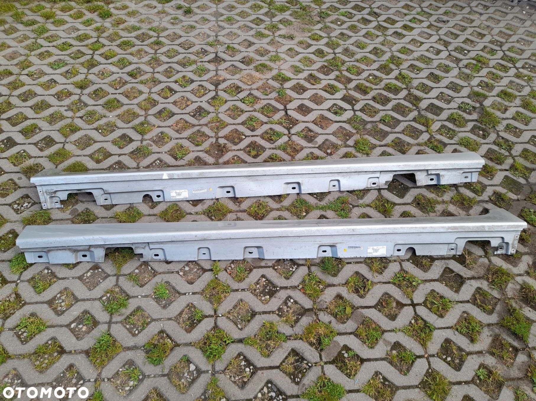 BMW F10 NAKŁADKA PROGOWA PRÓG ŁADNY ORYGINAŁ - 1