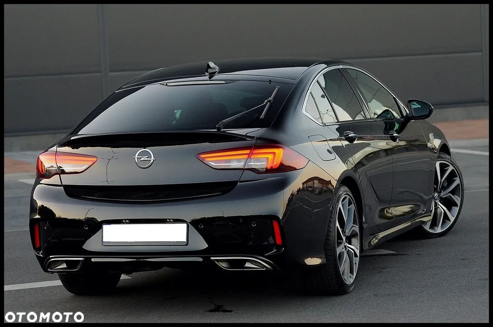 Opel Insignia 2.0 BiTurbo D 4x4 Automatik GSI - 11