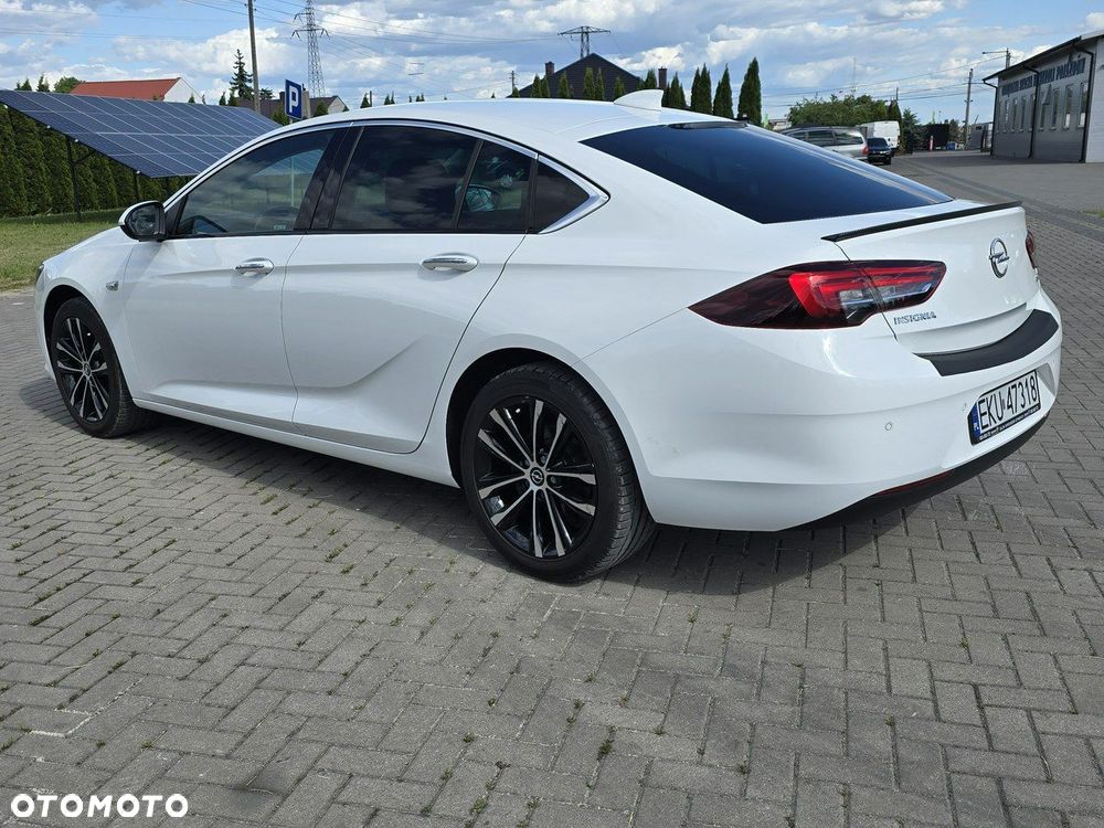 Opel Insignia - 17