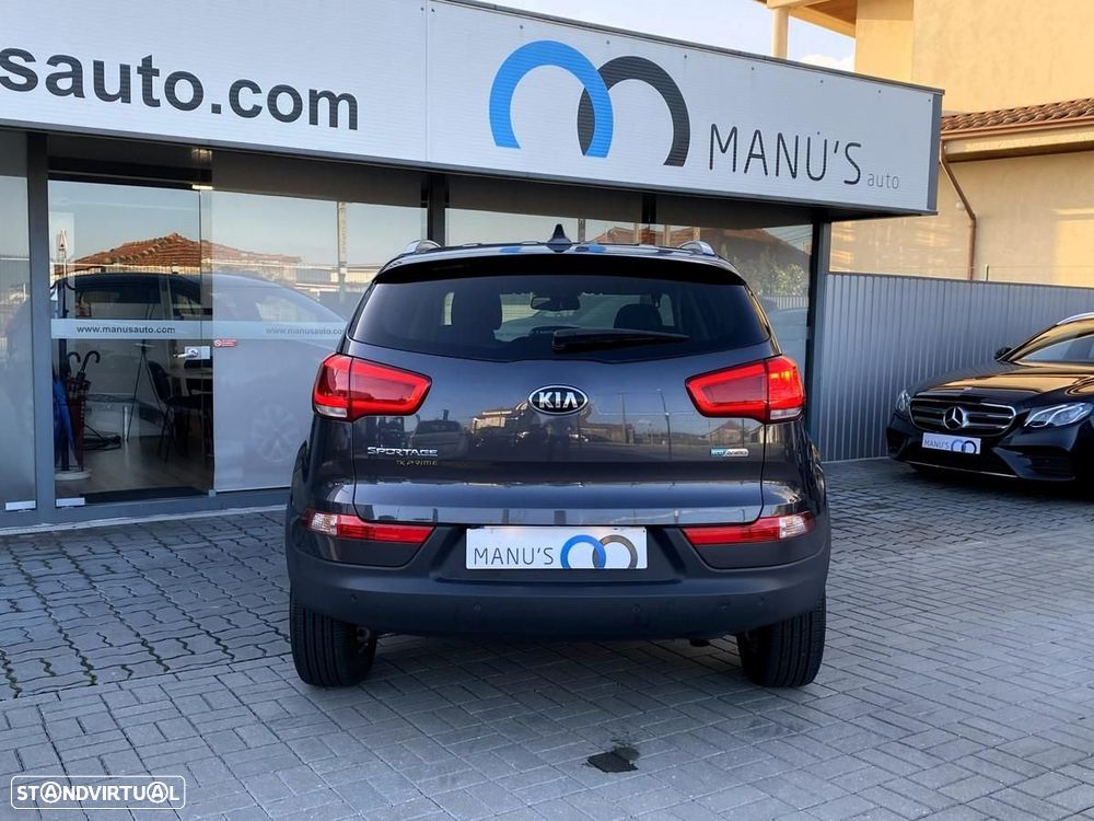 Kia Sportage 1.7 CRDI ISG Prime - 8